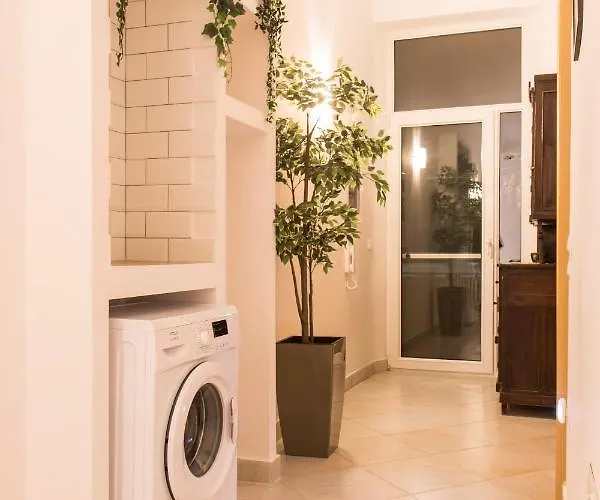 Niochori Heritage: The Mermaid Rhodes City