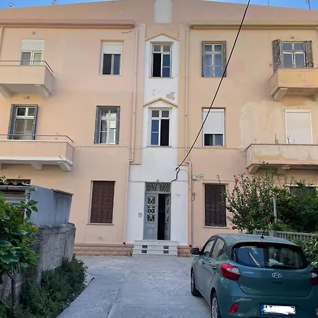 Niochori Heritage: The Mermaid Apartment *